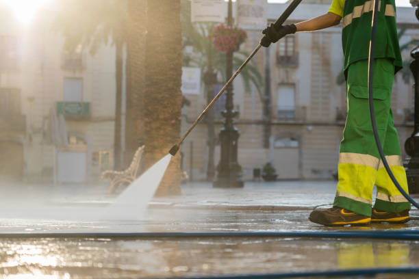 Best Pressure Washing Contractors  in Naranja, FL